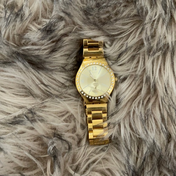 swatch brand watch.  Golden colour - Picture 4 of 8